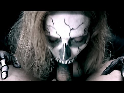 ❤️ Cô gái quỷ bú cặc bằng cái miệng đen của mình và nuốt kiêm. ❤❌ Fucking video tại chúng tôi% vi.rexporn-com.ru% ❌❤